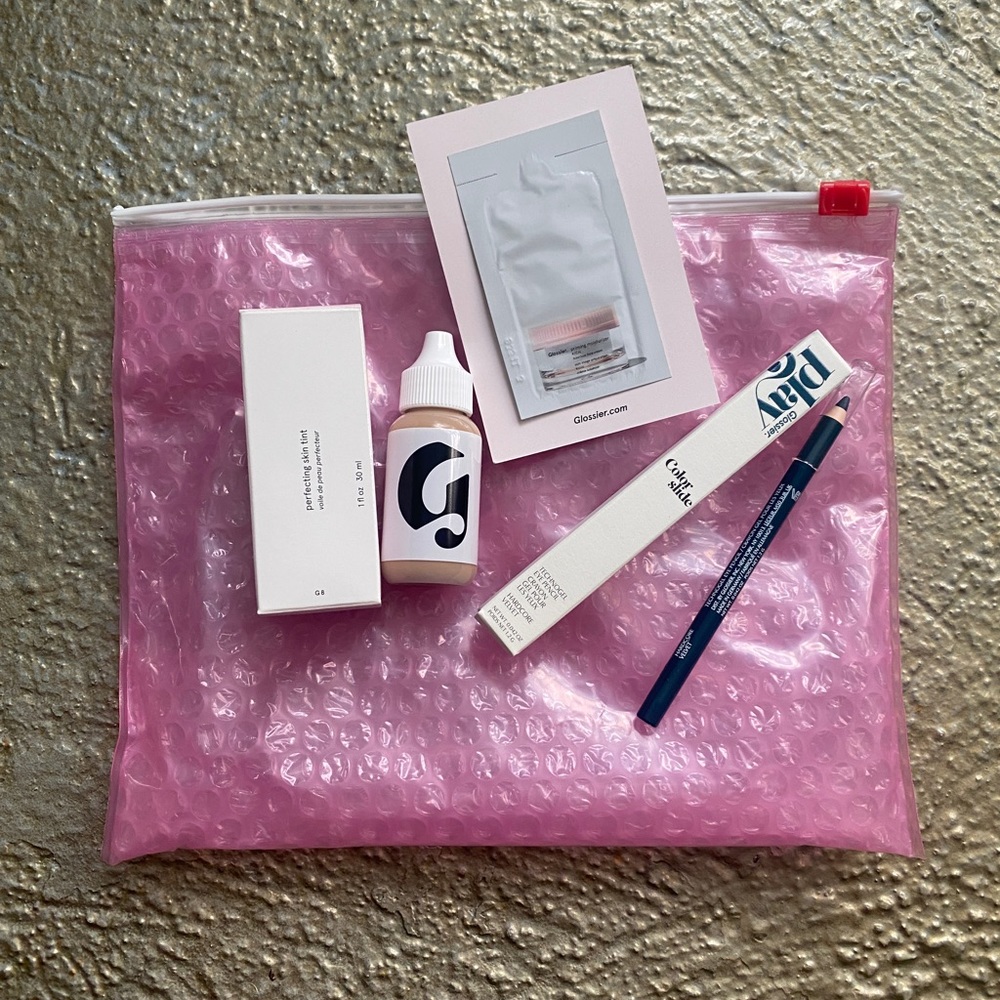 Glossier Bundle: Perfecting Skin Tint and Color Slide Eyeliner